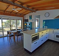 CDC-625 Beach House - Accommodation Burleigh