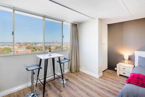 Celina's Ocean View Studio - Accommodation Burleigh 0