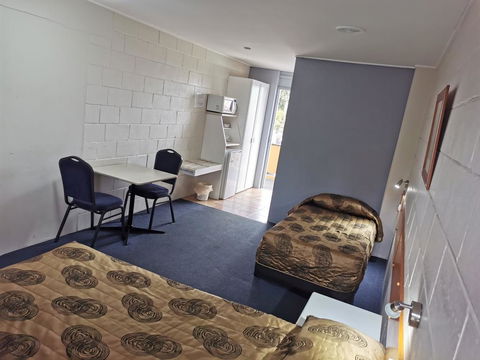 Central Motel Ipswich - Accommodation Burleigh 2
