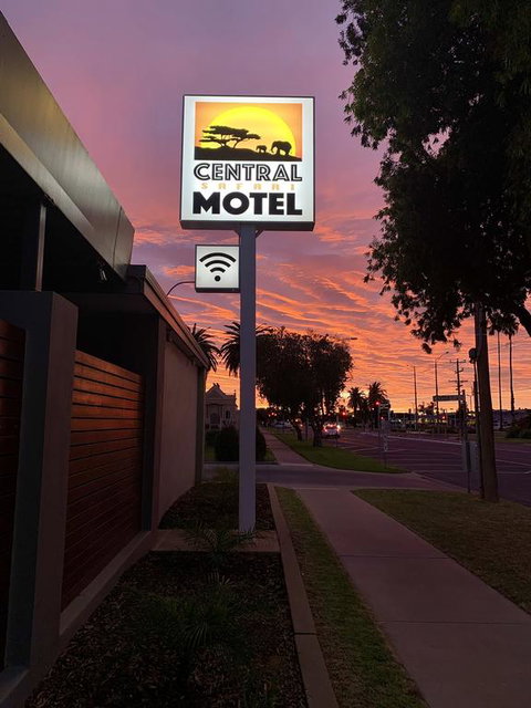 Central Motel Mildura - Accommodation Burleigh 3