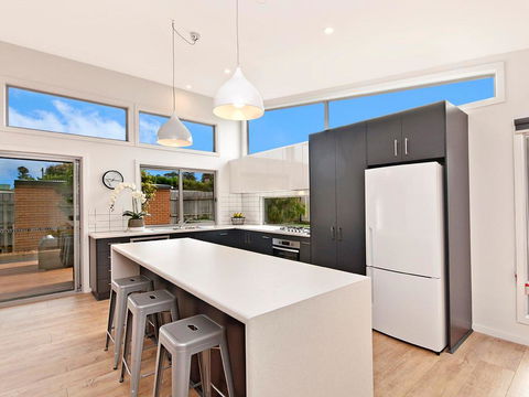 Central Park - Accommodation Burleigh 3