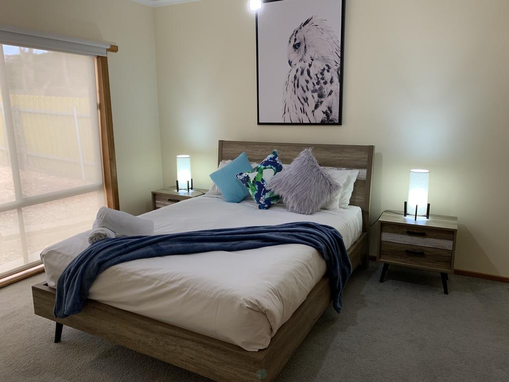 Kennington VIC Accommodation Burleigh