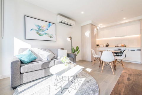 Chloe Serviced Apartment 2 Bedroom - Accommodation Burleigh 0