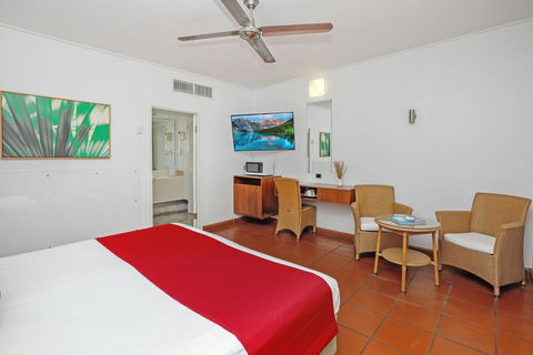 City Centre Accommodation - Accommodation Burleigh 2