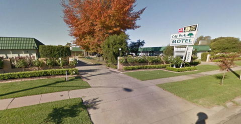 City Park Motel And Apartments - Accommodation Burleigh 3