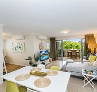 City Stadium Apartment on the riverfront - Accommodation Burleigh