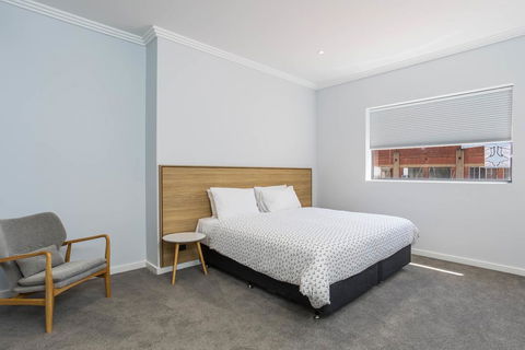Civic Apartments - Accommodation Burleigh 1