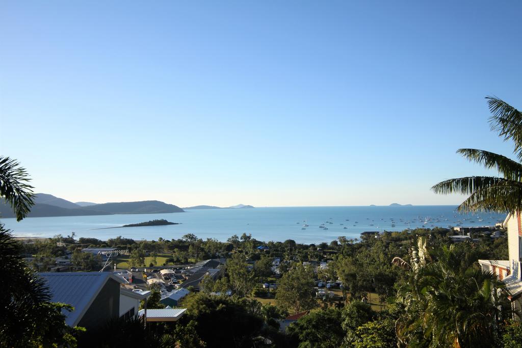 Cannonvale QLD Accommodation Burleigh