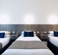 Club Laverton - Accommodation Burleigh