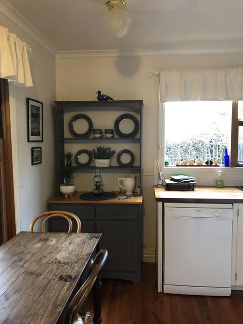 Coach House - Accommodation Burleigh 1