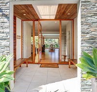 Coast Along - Accommodation Burleigh