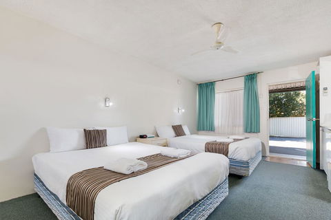 Coffs Harbour Pacific Palms Motel - Accommodation Burleigh 1