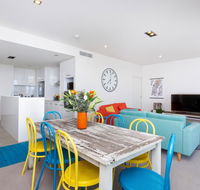 Colour  Swank at The Mill in the Heart of CBD - Accommodation Burleigh