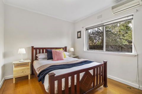 Comfy One-bedroom Unit Between City And Airport - Accommodation Burleigh 2