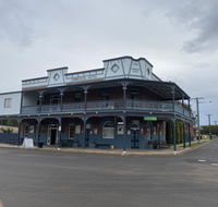 Commercial Hotel Curlewis - Accommodation Burleigh