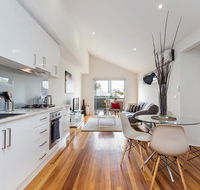 Complete Host Richmond Townhouse Collection - Accommodation Burleigh