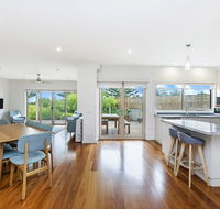 Connolly House - Accommodation Burleigh