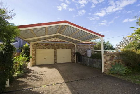 Cook St 4 - Salamander Bay - Accommodation Burleigh 2