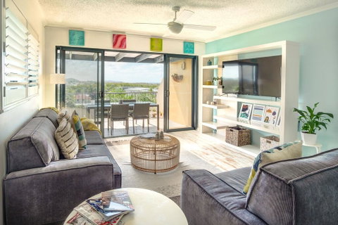 Coolum Beach 3 Level Townhouse Private Rooftop Terrace Spa Overlooking Mount Coolum - Accommodation Burleigh 0