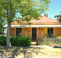 Cooma Cottage - Accommodation Burleigh