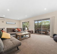 Cootamundra - Accommodation Burleigh