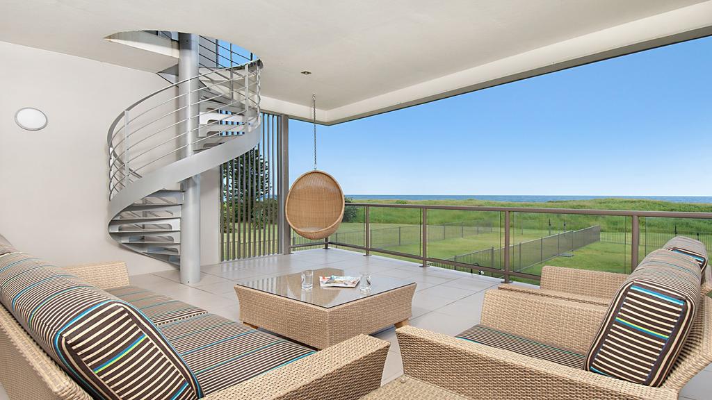 Patchs Beach NSW Accommodation Burleigh