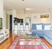 Cosy Apartment near Racecourse - Accommodation Burleigh