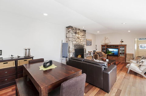 Cottage Watson - Accommodation Burleigh 3