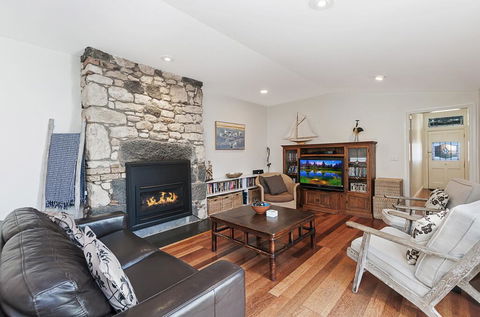 Cottage Watson - Accommodation Burleigh 2