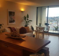 Cozy Shared Home on 11th Fl - own balcony - Accommodation Burleigh