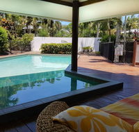 Crazy About Cairns Resort Living - 6 Bedrooms - Accommodation Burleigh