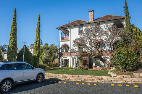 Cumquat House - Accommodation Burleigh 1