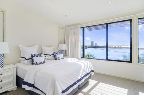 Currumbin Beachside Holiday Home - Accommodation Burleigh 1