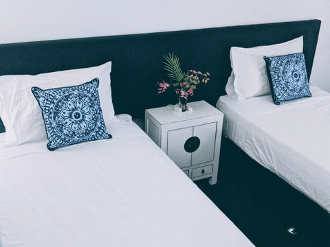 Cuttlefish Cove - Accommodation Burleigh 0