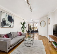 Darlinghurst One Bedroom Modern Self-Contained Apartment with parking - easy access to Sydney CBD 45 PEL - Accommodation Burleigh