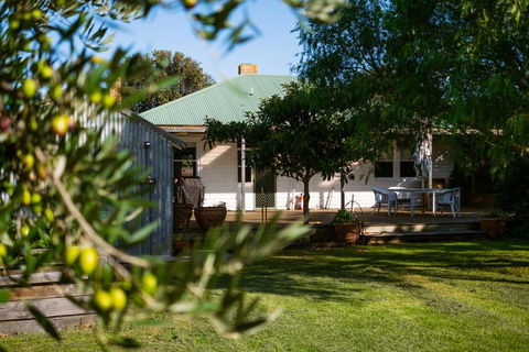 Deckhouse - Accommodation Burleigh 0
