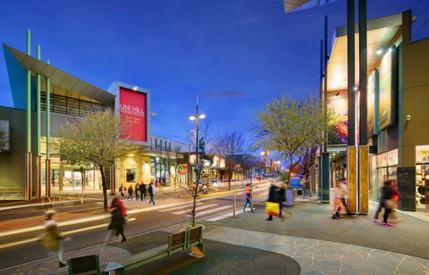 Delicate And Peaceful Bundoora Townhouse 12-R2 - Accommodation Burleigh 3