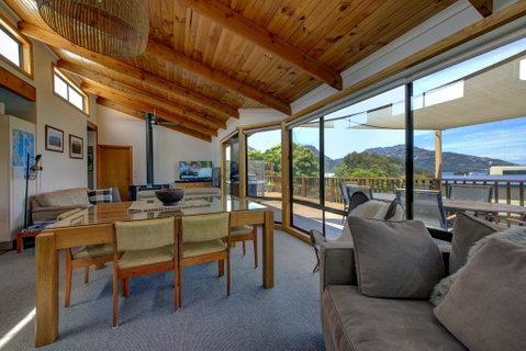 Dove On Freycinet - Accommodation Burleigh 3