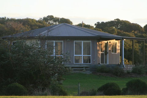 Driftwood Villas - Accommodation Burleigh 2