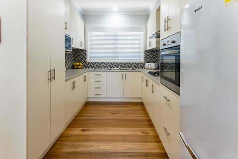 EAGLE VIEW UNIT 5 STAR - Accommodation Burleigh 3
