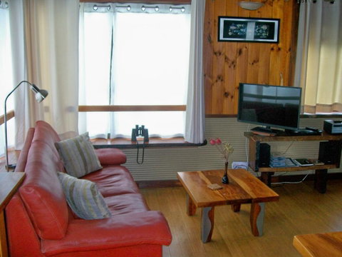 Eagles Nest Ocean Lookout - Accommodation Burleigh 3