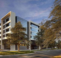 East Hotel and Apartments - Accommodation Burleigh