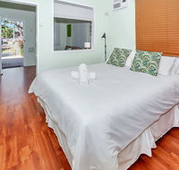 Easy Going Holiday unit on McKenzie MK4 - Accommodation Burleigh