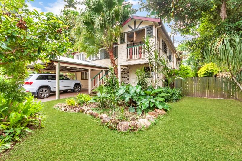 Edge Hill QLD Accommodation Burleigh