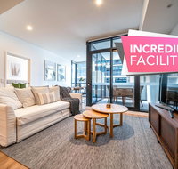 Elements on Elizabeth-PoolGymSaunaCinema - Accommodation Burleigh