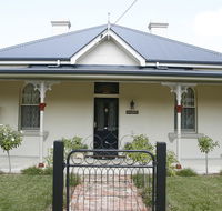 Encore's Delkeith Cottage - Accommodation Burleigh
