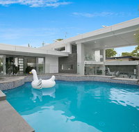 Essence of Broadbeach - Accommodation Burleigh