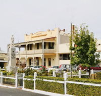 Eureka Hotel / Rainbow Brewery - Accommodation Burleigh