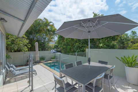 Fabulous 3 Bedroom Noosa Townhouse - Accommodation Burleigh 2