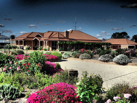Fairways Bed & Breakfast At Jerilderie - Accommodation Burleigh 3